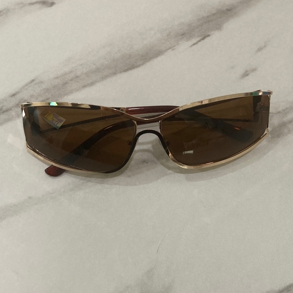 Women's Brown Tinted Cat-Eye Sunglasses